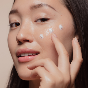 Summer Skincare Soothing Eye Area Sun sunscreen sensitive skin dryness redness puffiness premature aging exposure UV damage moisture Natural Remedies Aloe Oil Cooling Comfort nourishing irritation burns Calendula Protect Repair inflammation regeneration